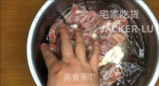 家常蒜香骨，短时间入味，制作简单，油炸超香。的做法步骤：1