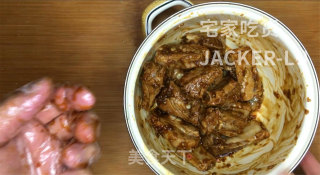 家常蒜香骨，短时间入味，制作简单，油炸超香。的做法步骤：10