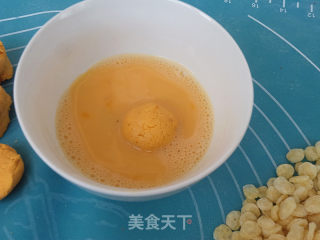 巧克力馅脆皮南瓜球的做法步骤：11
