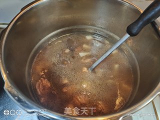 高压锅版_羊肉炖萝卜的做法步骤：3