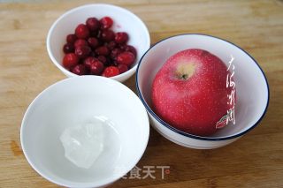 蔓越莓冰糖苹果汤的做法步骤：1