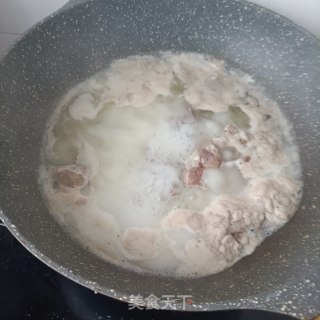 蒜苔炒猪肝的做法步骤：4