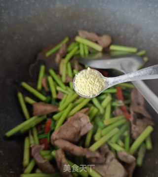 蒜苔炒猪肝的做法步骤：14