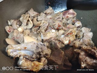 五香羊肉的做法步骤：5
