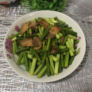 肉片炒蒜苔的做法步骤：6