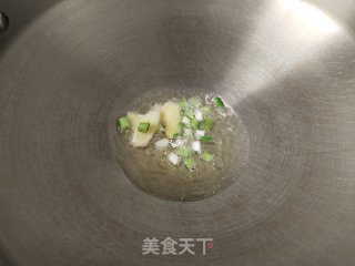 糟菜炒蚕豆的做法步骤：2