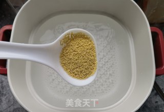 藜麦小米粥的做法步骤：5