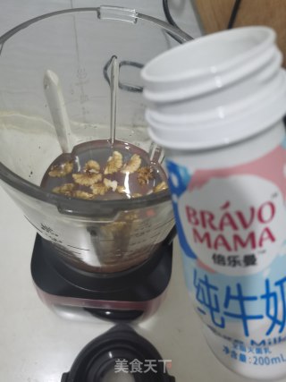 核桃花生露的做法步骤：3