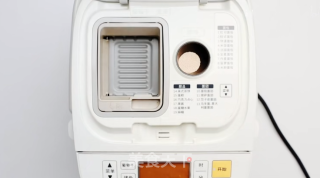 5块钱自制我最爱的爸爸糖招牌原味吐司的做法步骤：2
