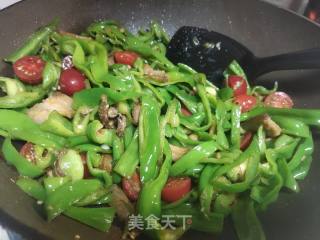 五花肉炒青椒的做法步骤：8