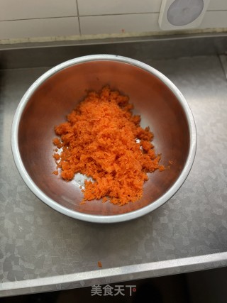 山药胡萝卜鸡蛋饼的做法步骤：1