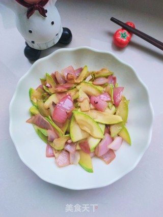 洋葱炒葫芦片的做法步骤：13