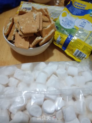 自制雪花酥的做法步骤：2