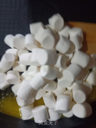 自制雪花酥的做法步骤：4