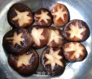 香菇鲫鱼豆腐汤#懒人快手餐#的做法步骤：3