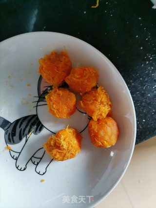 艾叶青团的做法步骤：9