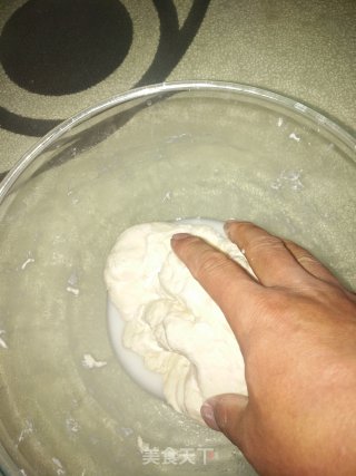 揉面高水量欧包的做法步骤：4