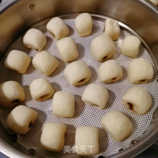 豆沙小馒头的做法步骤：10