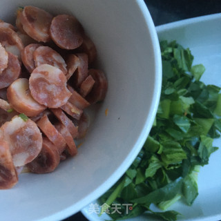 青菜香肠炒饭的做法步骤：5
