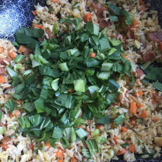 青菜香肠炒饭的做法步骤：9