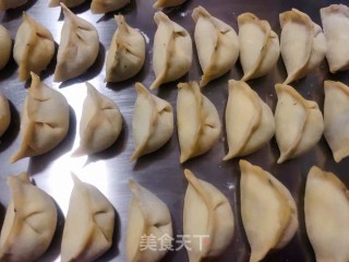 海麻线鲜肉水饺的做法步骤：9