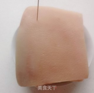 梅菜扣肉的做法步骤：10