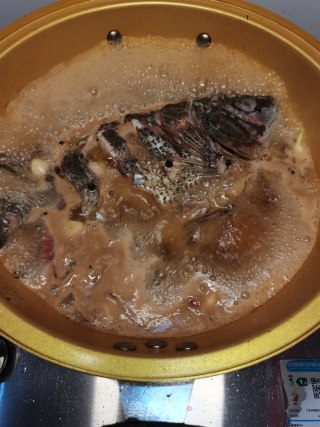 清炖罗非鱼的做法步骤：6