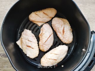 椒盐鸡翅的做法步骤：4