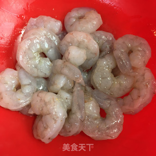 虾仁煎鸡蛋的做法步骤：1