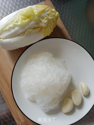 蒜蓉粉丝蒸娃娃菜的做法步骤：1