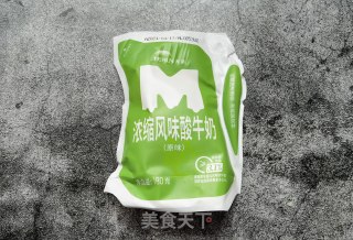 甜瓜酸奶奶昔的做法步骤：4