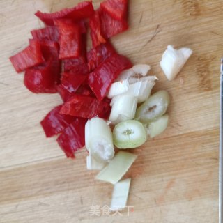 鸡蛋淡菜炒毛豆的做法步骤：7