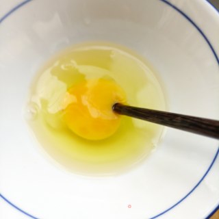 鸡蛋淡菜炒毛豆的做法步骤：8