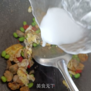 鸡蛋淡菜炒毛豆的做法步骤：17