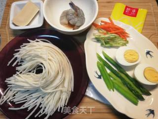 满口鱼香～鸡蛋鳕鱼面的做法步骤：3