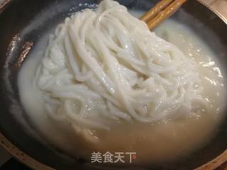 满口鱼香～鸡蛋鳕鱼面的做法步骤：5