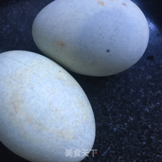 皮蛋瘦肉粥的做法步骤：2