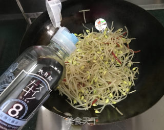 醋溜豆芽的做法步骤：9