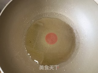 荷兰豆洋葱茶油炒鸡蛋的做法步骤：5