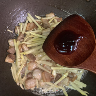 春笋炒五花肉的做法步骤：9