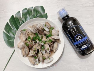 葱油花蛤的做法步骤：12