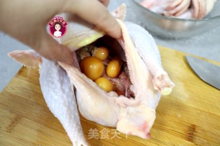 红枣虫草花鸡汤的做法步骤：2