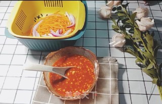 糯叽叽的年糕宽粉的做法步骤：1