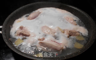 黑枸杞冬菇鸡汤的做法步骤：3