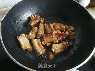 土豆豆角炖排骨的做法步骤：6