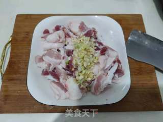 美味粉蒸肉的做法步骤：1