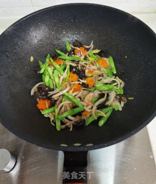 鸡蛋炒面的做法步骤：9