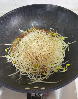 鸡蛋炒面的做法步骤：11