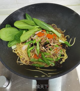 鸡蛋炒面的做法步骤：12