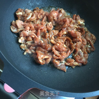 洋葱爆炒羊肉的做法步骤：5